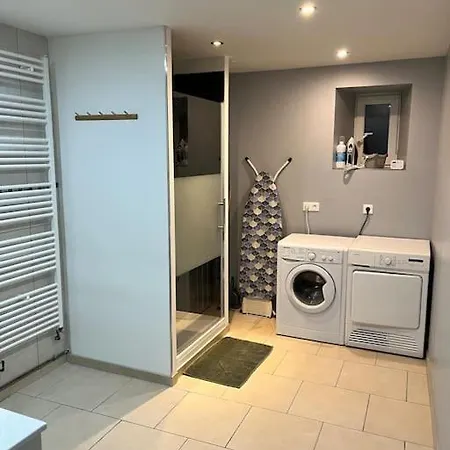 Au Petit Villa *